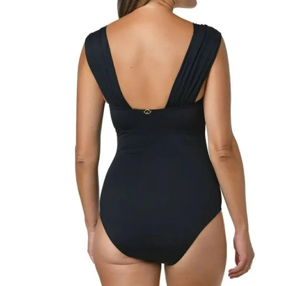 Jantzen Solids Women's Black Glamour Cap Sleeve One Piece Slimming Swimsuit 10